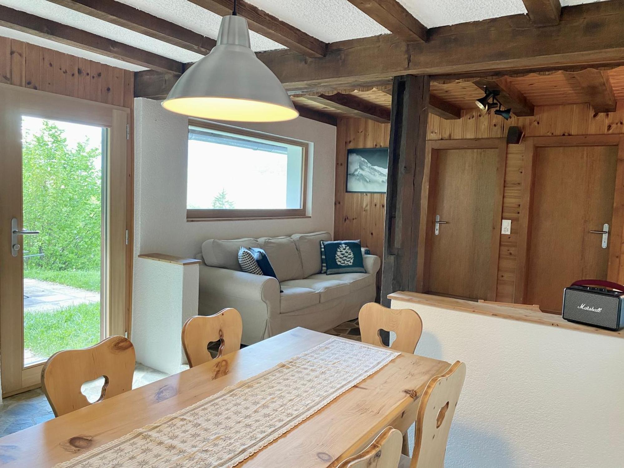 Eco Lodge With Jacuzzi And View In The Swiss Alps Grône المظهر الخارجي الصورة